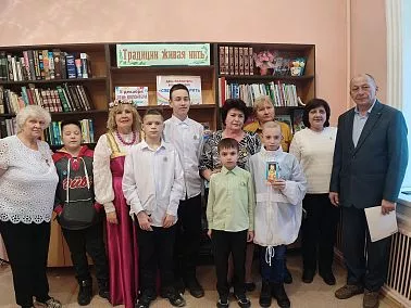 «Серебряные волонтёры» собрались в копейской библиотеке для взрослых