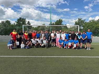 Пожарные поборолись за золото на футбольном поле