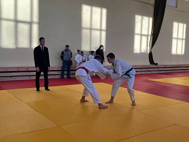 В Копейске открыли XXVII турнир по дзюдо памяти Сергея Пашнина
