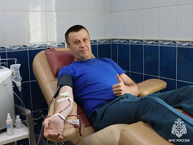 Сотрудники МЧС Челябинской области спасают не только на вызовах