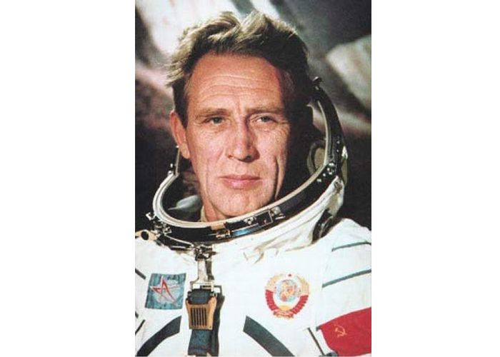 Еще один факт о Копейске: в наш город приезжал знаменитый космонавт Еще один факт о Копейске: в наш город приезжал знаменитый космонавт