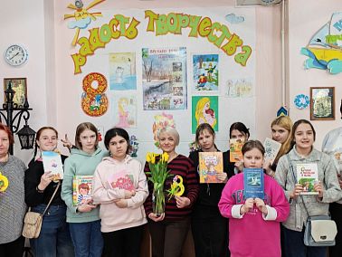 Копейские библиотекари устроили весенний праздник для юных читателей
